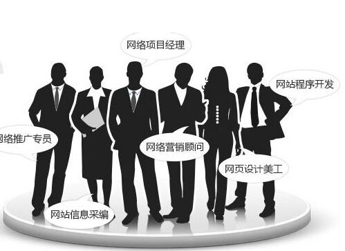 雷火电竞官网-神锋破阵！C罗以一敌众上演中超封神之战