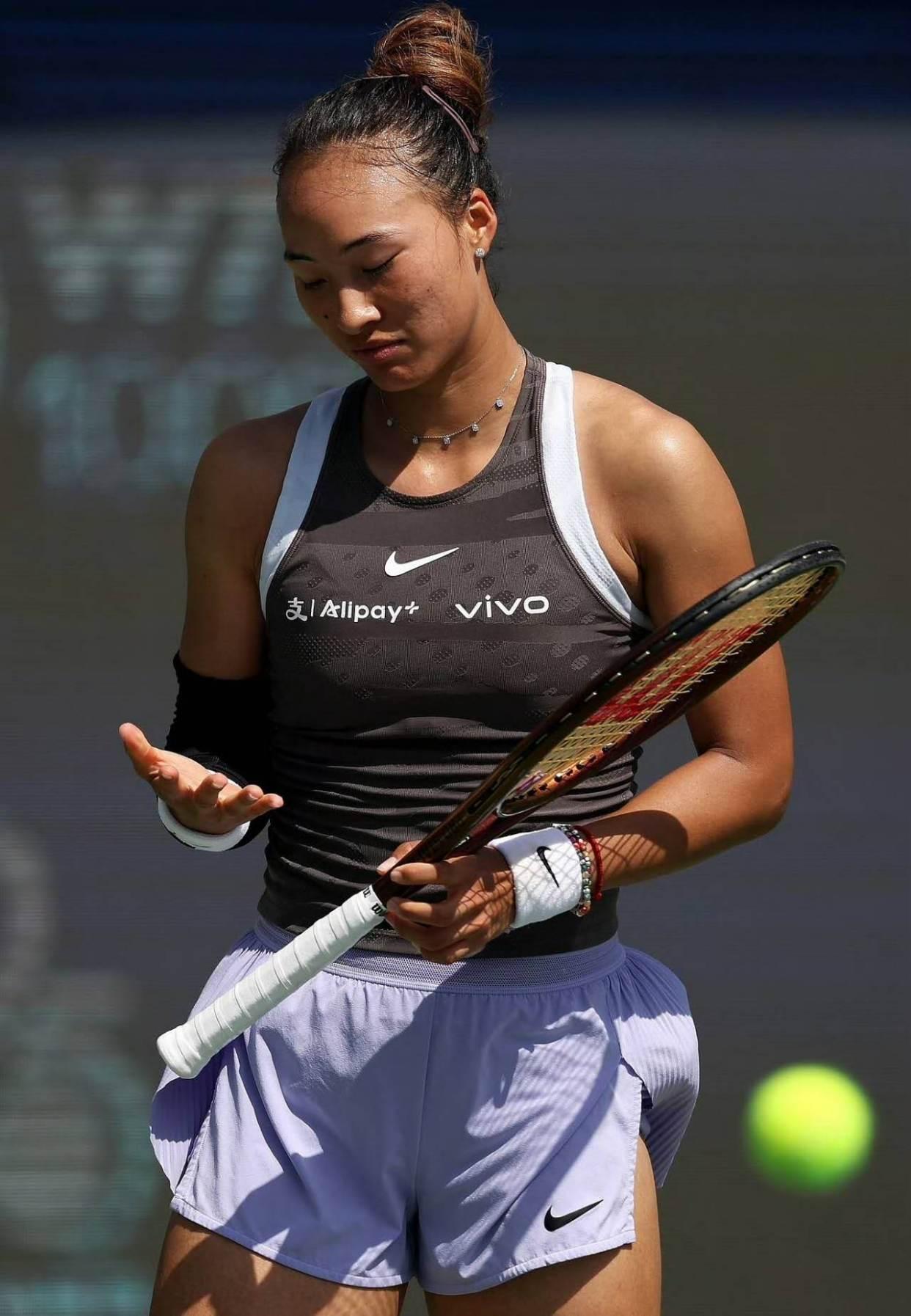 年终总决赛逆转拉沃尔杯，西西帕斯统治全场